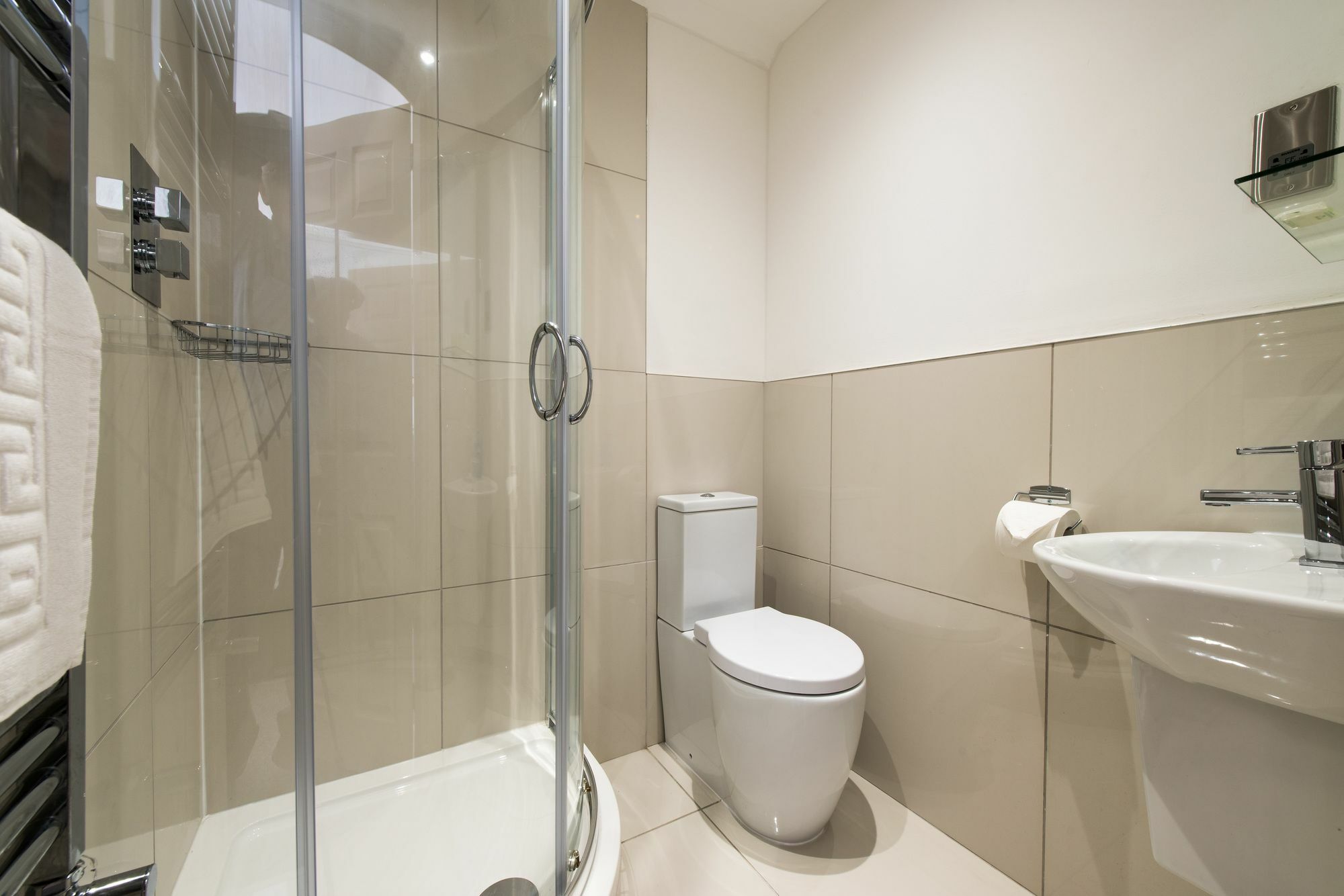 Royal Princes Suites Edimburgo Exterior foto