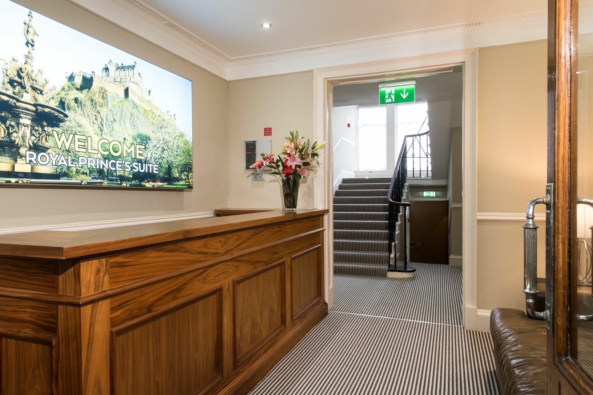 Royal Princes Suites Edimburgo Exterior foto