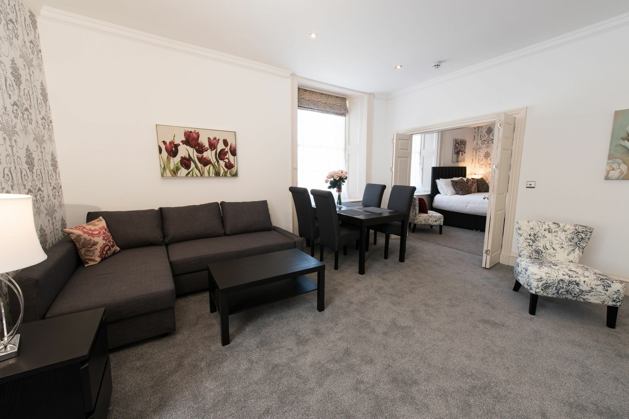 Royal Princes Suites Edimburgo Exterior foto