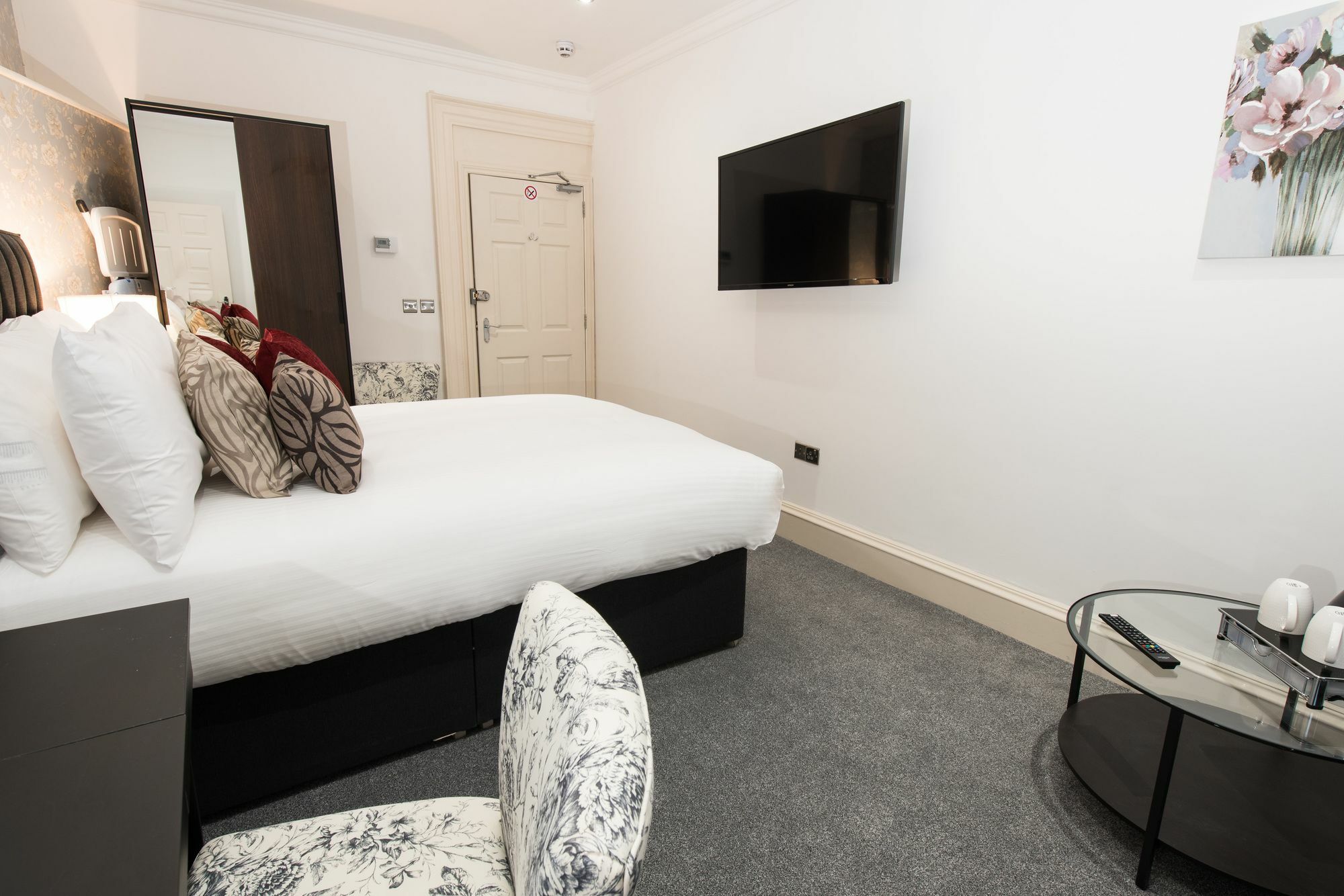 Royal Princes Suites Edimburgo Exterior foto